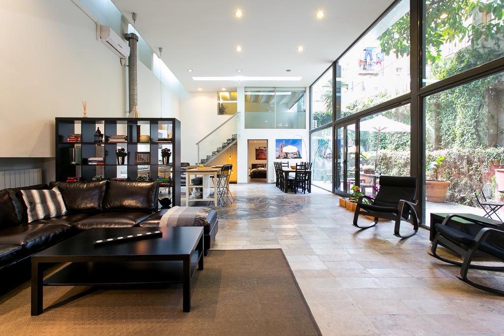 4 Rooms Barcelona Exterior photo