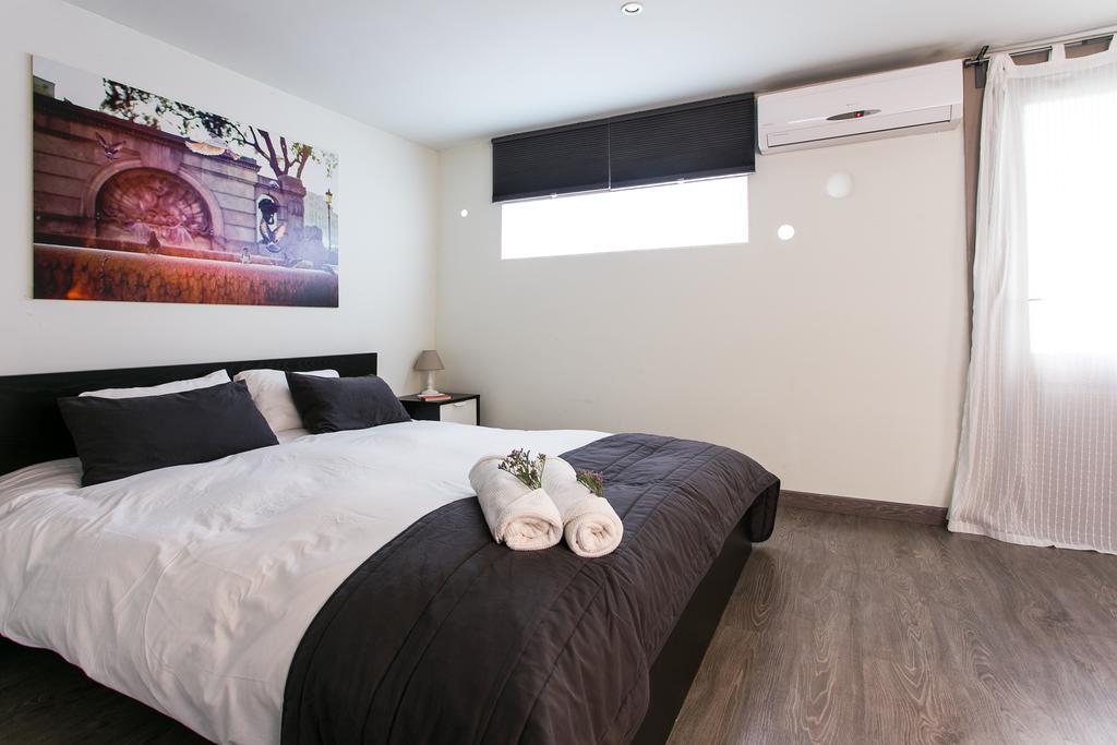 4 Rooms Barcelona Exterior photo